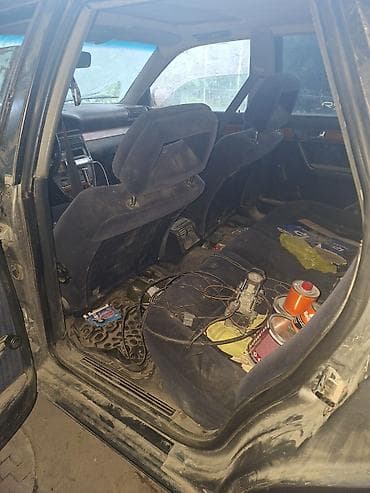 Audi 100: 1991 г., 2.3 л, Кол менен иштөөчү, Бензин, Седан — 5