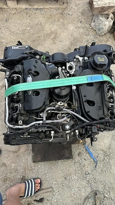 2 8: Дизельный Land Rover 2016 г., 3 л — 2