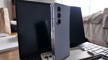 iphone pro 13: Samsung Galaxy Z Fold 3, цвет - Серебристый — 5