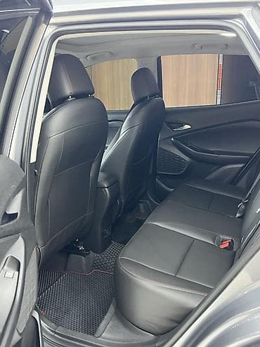 шевролет джип: Chevrolet Tracker: 2022 г., 1.2 л, Автомат, Бензин, Кроссовер — 9