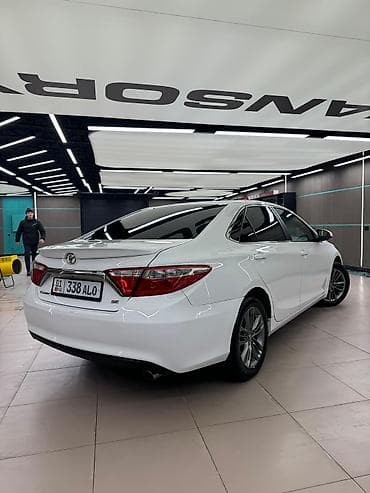 prius v: Toyota Camry: 2016 г., 2.5 л, Типтроник, Бензин, Седан — 4