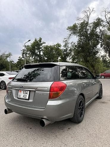 Subaru Legacy: 2004 г., 2 л, Автомат, Бензин, Универсал — 4