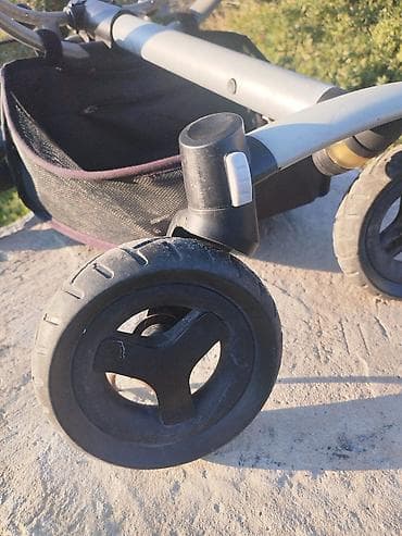 Коляска, цвет - Фиолетовый, Б/у at lalafo.kg Коляска, цвет - Фиолетовый, Б/у