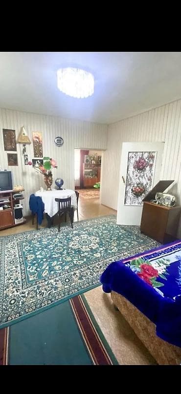 продаю дом с мебелью рабочий городок: 60 м², 3 комнаты, Забор, огорожен — 4