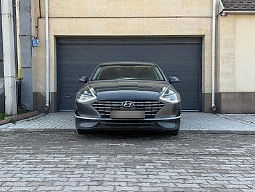 camry 2017: Hyundai Sonata: 2020 г., 2 л, Автомат, Гибрид, Седан — 2