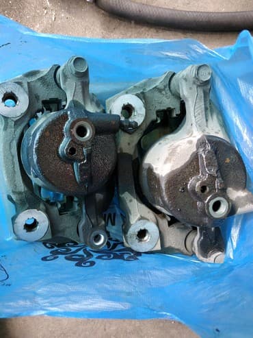 Комплект суппортов Toyota Б/у, Оригинал, Япония