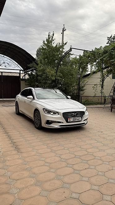 mers c class: Hyundai Grandeur: 2018 г., 3 л, Автомат, Газ, Седан — 1