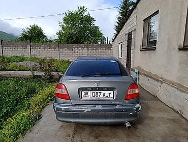 дэу матиз 1: Toyota Avensis: 2002 г., 1.8 л, Кол менен иштөөчү, Бензин, Лифтбек — 4