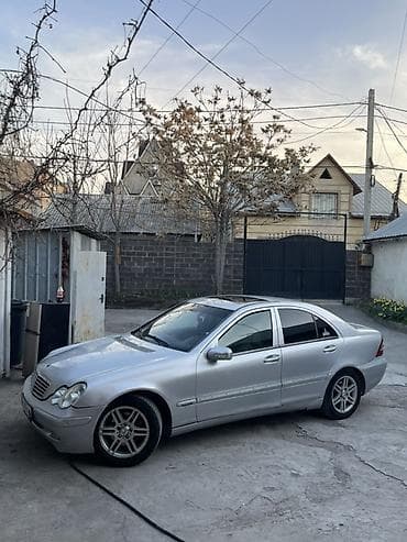 taiota matrix: Mercedes-Benz C-Class: 2000 г., 2 л, Автомат, Газ, Седан — 4
