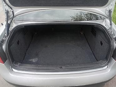 Audi: Audi A6: 2001 г., 2.4 л, Механика, Бензин, Седан — 9