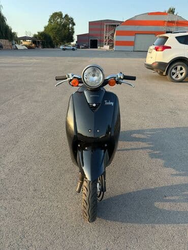 куплю электро инструмент: Тип скутера Honda, 50 куб. см, Бензин, Б/у — 2