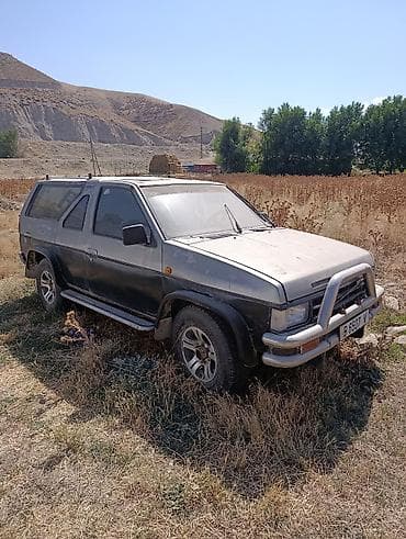 terrano: Nissan Terrano: 1989 г. — 1
