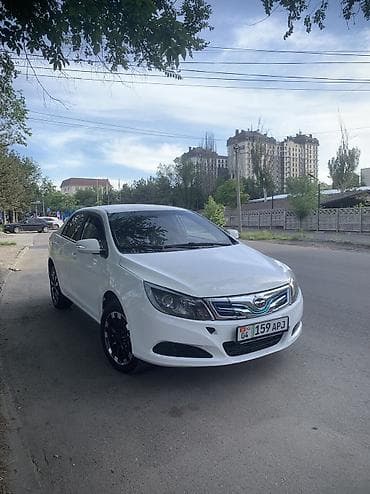 byd song plus flaship: BYD F3: 2019 г., Седан — 9