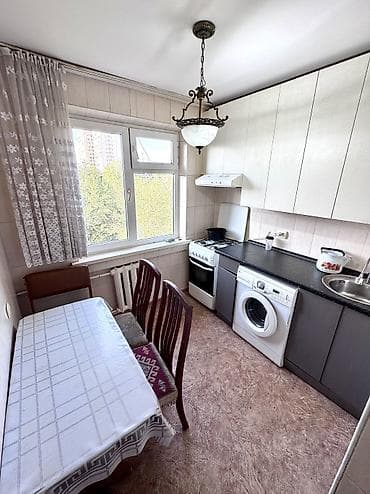 58: 3 комнаты, 58 м², 8 мкр 104 серия, 4 этаж, Требуется ремонт — 3
