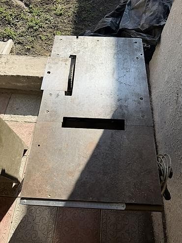 Контейнеры: Деровообрабатывающий станок (УДС) без ЧПУ, Б/у, В наличии — 2