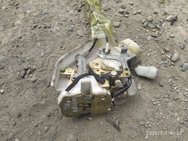 реставрация бронированных дверей: Toyota Harrier Замок дверной центральный, Тойота Харриер замок дверной — 1