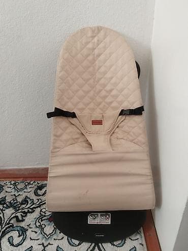 Детский шезлонг, Б/у, Качалка, Железо, цвет - Бежевый