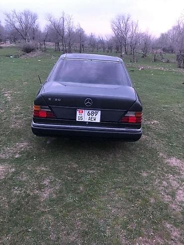 спринтер макси: Mercedes-Benz W124: 1992 г., 2 л, Бензин, Седан — 4