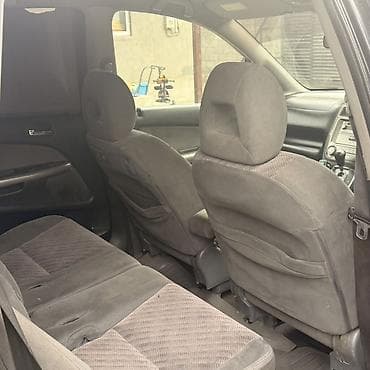 разбитые авто: Honda Stream: 2004 г., 1.7 л, Автомат, Бензин, Минивэн — 9
