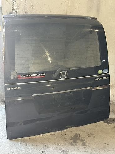 Транспорт: Крышка багажника (задняя дверь) Honda Stepwgn Spada Цена за комплект — 1
