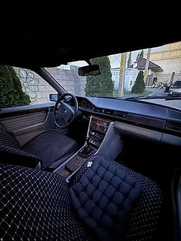 e60 m5: Mercedes-Benz W124: 1990 г., 2.3 л, Механика, Бензин, Седан — 4