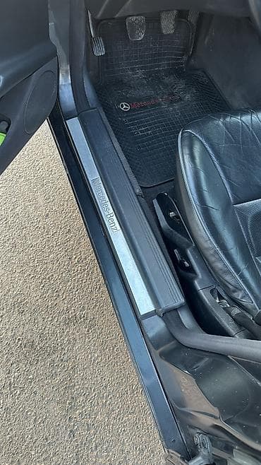 Транспорт: Mercedes-Benz E-Class: 2001 г., 2.7 л, Кол менен иштөөчү, Дизель, Седан — 4