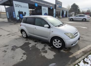 скутер бу купить: Toyota ist: 2002 г., 1.5 л, Автомат, Бензин, Хэтчбэк — 2