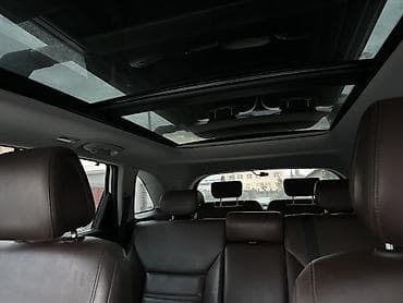 сиденья 211: Kia Sorento 2017 года. 2.2 дизель • автомат • 4WD • 7 мест Пробег — — 6