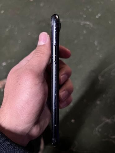 redmagic 7: IPhone Xr, 64 ГБ, Черный, 82 % — 4