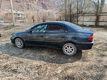 с4 2 6: Toyota Avensis: 2000 г., 1.8 л, Механика, Бензин, Седан — 2