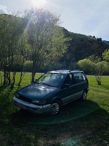 Продажа авто: Mitsubishi Space Wagon: 1992 г., 1.8 л, Механика, Бензин, Минивэн — 3