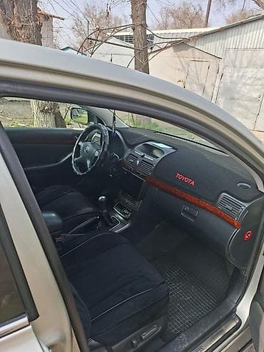Toyota: Toyota Avensis: 2003 г., Механика, Бензин, Седан — 6
