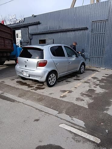 Toyota Vitz: 2000 г., Автомат, Бензин, Хэтчбэк