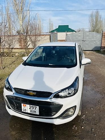 Chevrolet Spark: 2021 г., 1 л, Автомат, Бензин, Хэтчбэк