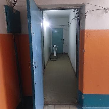 восток 5 мкр: 18 м² — 4