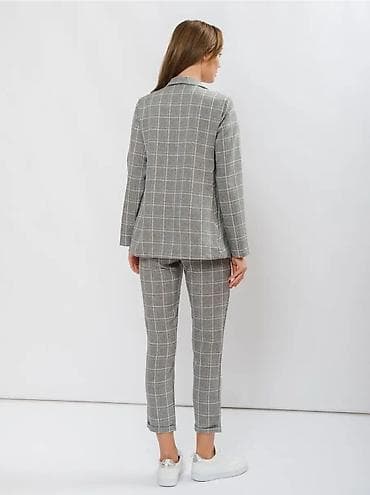 Личные вещи: ELARDIS 
размер 44 

Россия — 3