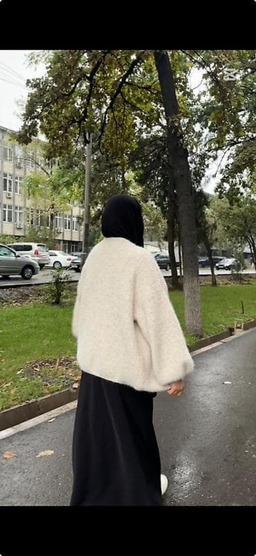 Кардиган, Пряжа, Короткая модель, Осень-весна, Объемная модель