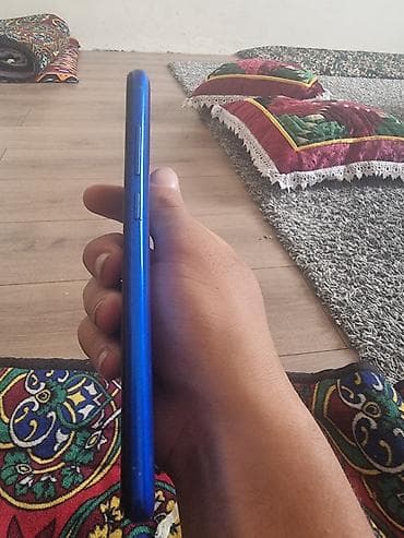 nokia 88: Redmi, Redmi 8A, Б/у, 32 ГБ, цвет - Синий, eSIM — 3