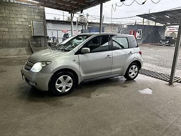 тайота vitiz: Toyota Ist: 2003 г., Автомат, Бензин, Хэтчбэк — 2