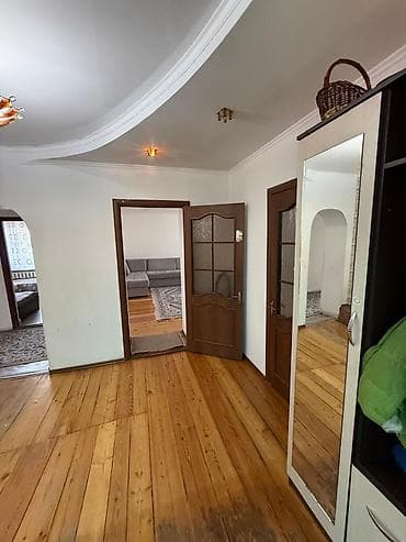 Үй сатып алам: 🏡 Продаётся дом в районе Орто-Сай, по улице Ормокоева. 📍 От ул — 10