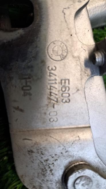 bmw 2007: Петля капота L Е83 Х3 3 411 447 Год 2004 В отличном состоянии, очень — 5