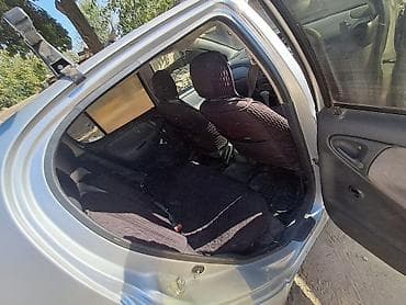 Унаа сатуу: Toyota Vitz: 2000 г., 1 л, Автомат, Бензин, Хетчбек — 9