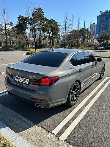 BMW 530: 2021 г., 2 л, Бензин, Седан — 2