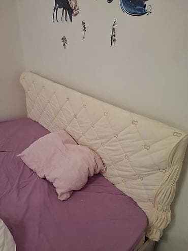 single bed: Двуспальная кровать, Б/у, С матрасом, длина - 200 см — 2