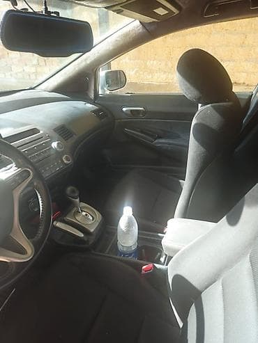 Honda Civic: 2009 г., 1.8 л, Автомат, Бензин, Седан — 6