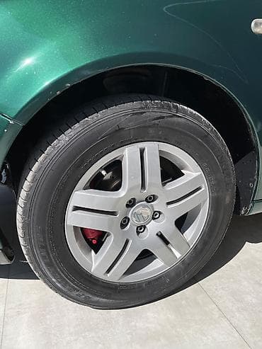 Транспорт: Volkswagen Bora: 2000 г., 1.6 л, Механика, Газ, Седан — 8