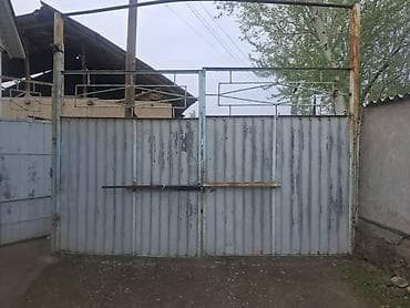 Металлические распашные ворота с калиткой - Конструкция