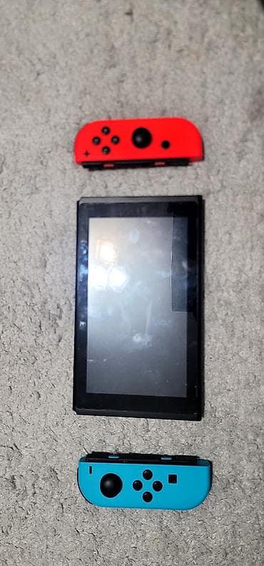 приставка для компьютера: Продаю nintendo switch ver1 128+32gb полный комплект прошитая — 4