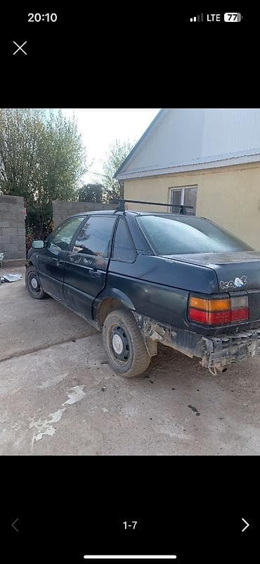 crown 2002: Volkswagen Passat CC: 1990 г., 1.8 л, Механика — 3