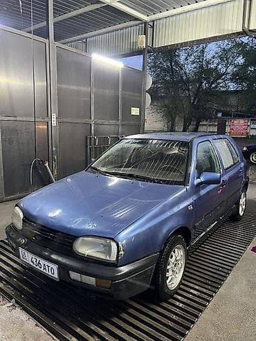 sprinter 4 4: Volkswagen Golf: 1992 г., 1.8 л, Ручные, Хэтчбэк — 2